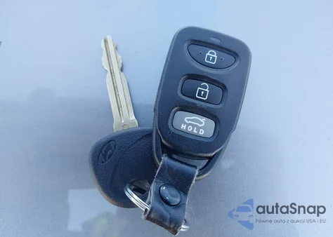 2019 Hyundai Elantra Se z USA, uszkodzony, nr VIN 5NPD74LF4KH462524